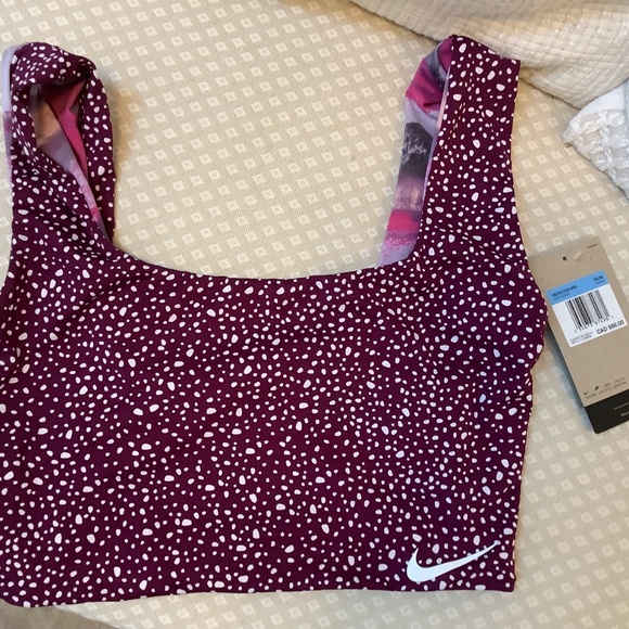 NWT- Nike Reversible Swim top - Picture 3 of 6